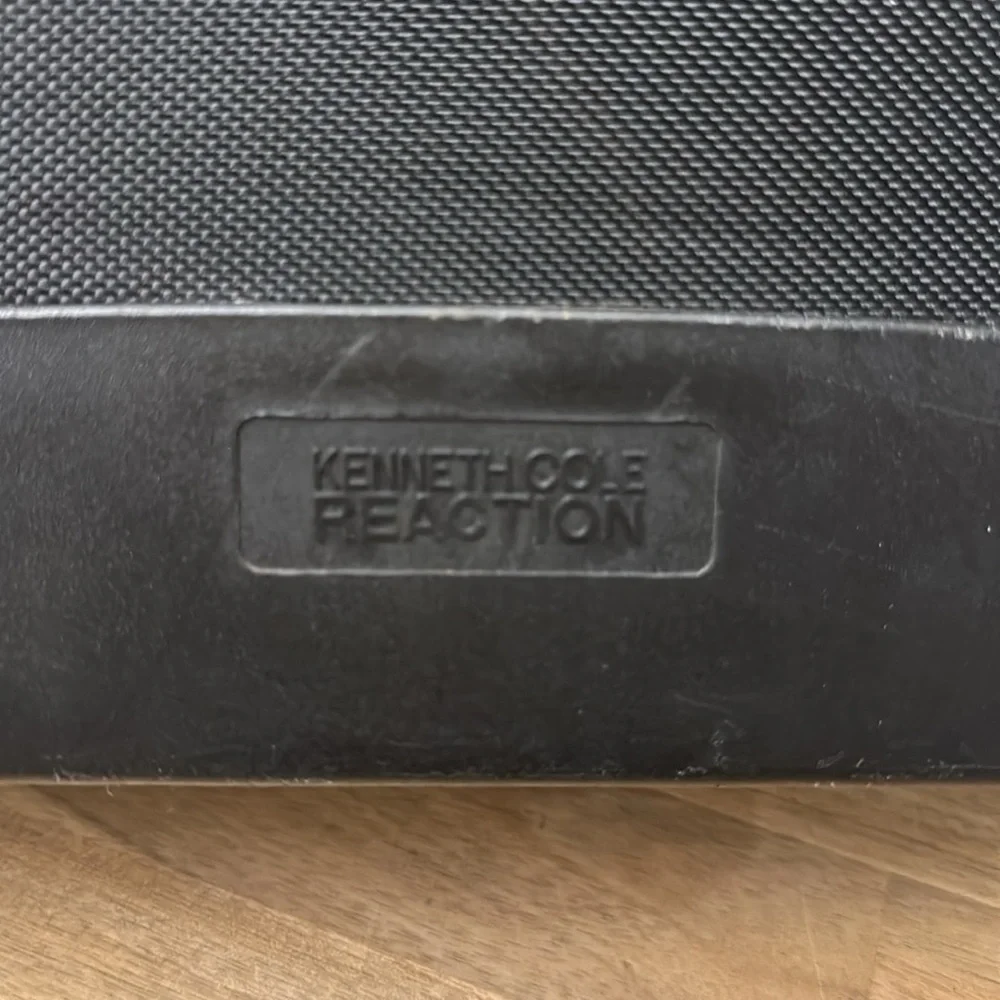 KENNETH COLE Reaction carry-on rolling luggage/laptop bag